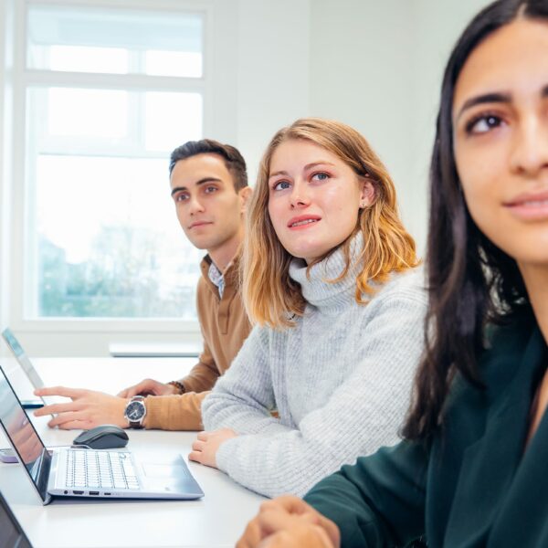 Participez à une demi-journée d’immersion à CESI